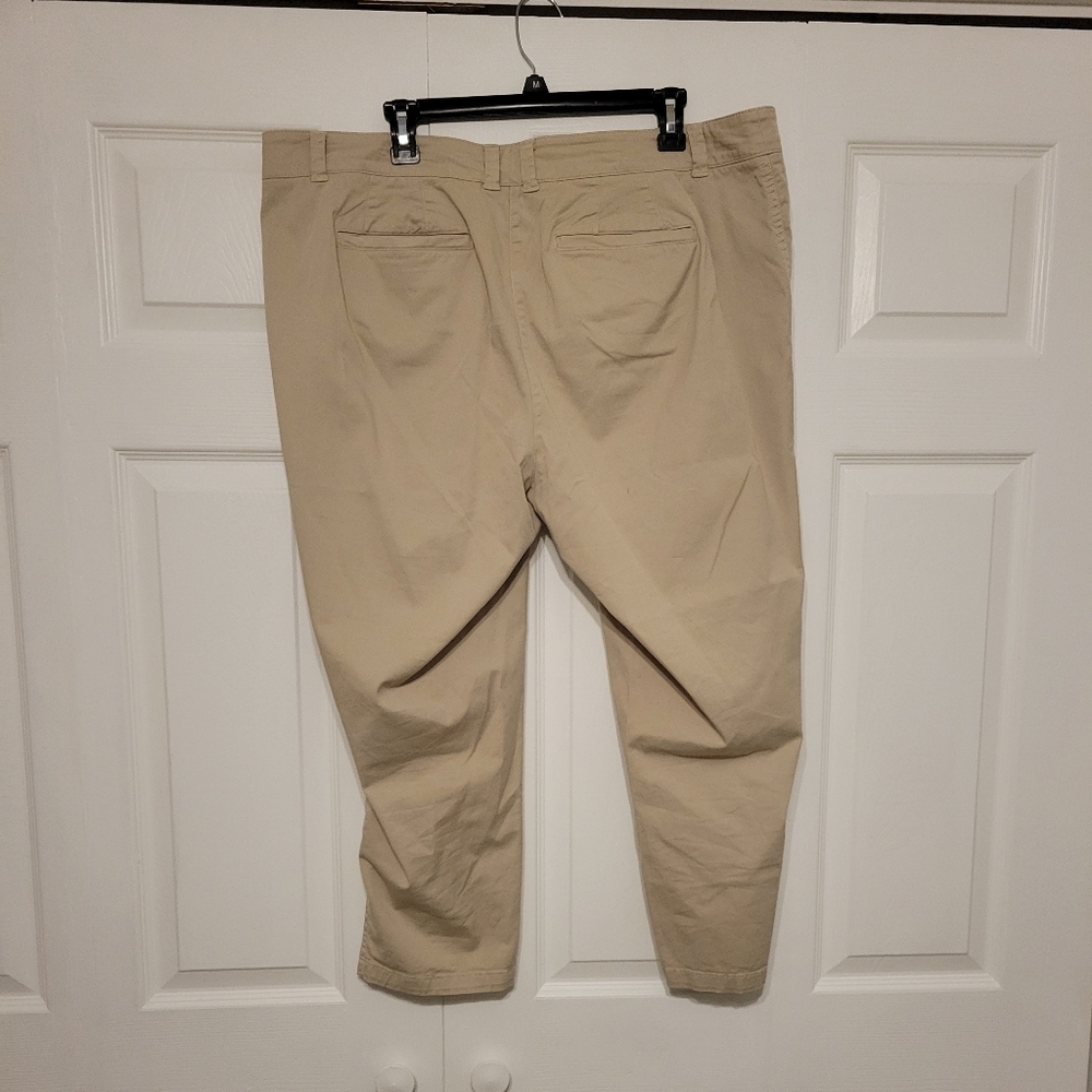 Crown and ivy khaki pants - Picture 2 of 4